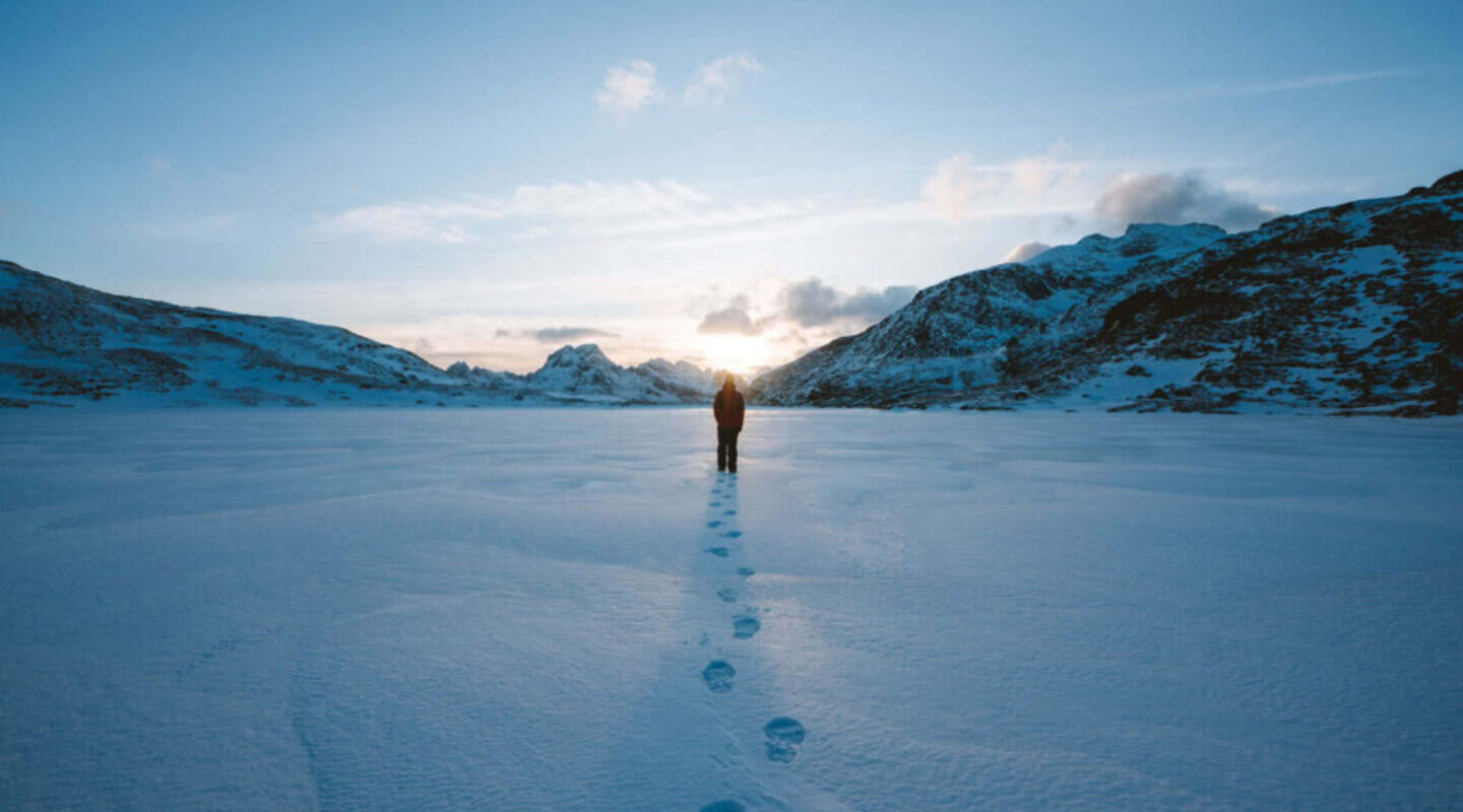 footprint-on-snow